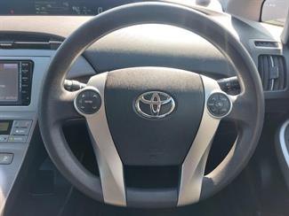 2015 Toyota Prius  - Thumbnail